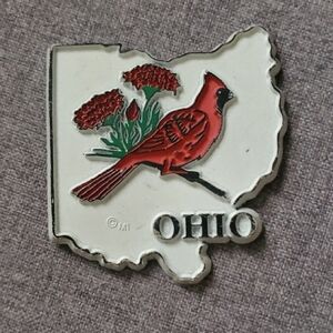 Ohio State Magnet Bird and Flower Refrigerator Small 2" X 2-1/4"